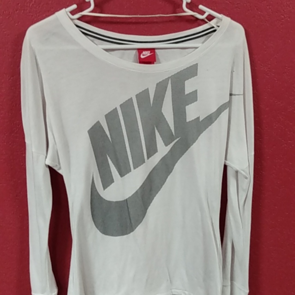 Ladies Nike shirt